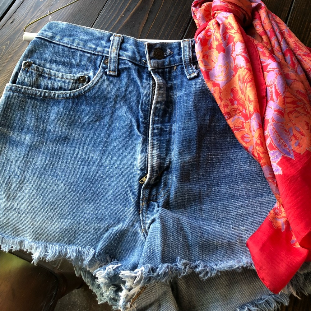 Vintage Levi’s shorts